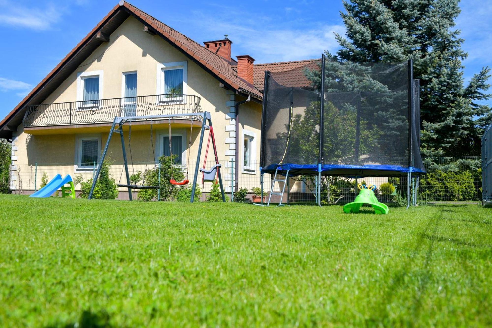 Comfort Apartments Oswiecim Bagian luar foto